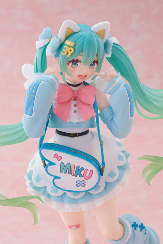 Hatsune Miku Figure Fashion (Fancy Version)