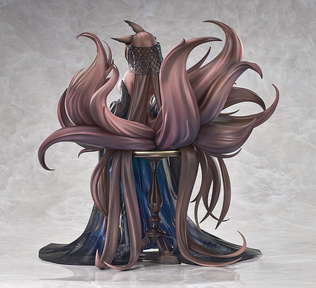 Good Smile Azur Lane Amagi Throne of Fallen Petals Version 1/7 Scale