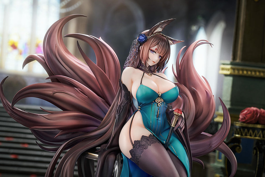 Good Smile Azur Lane Amagi Throne of Fallen Petals Version 1/7 Scale