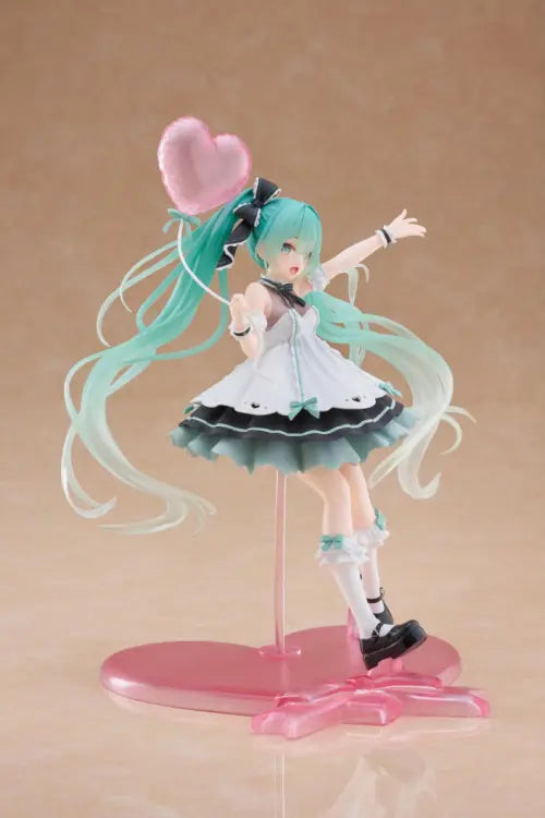 Hatsune Miku AMP+ Figure Hatsune Miku Birthday 2025 (Party Version)